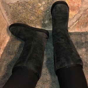 TALL Black Uggs